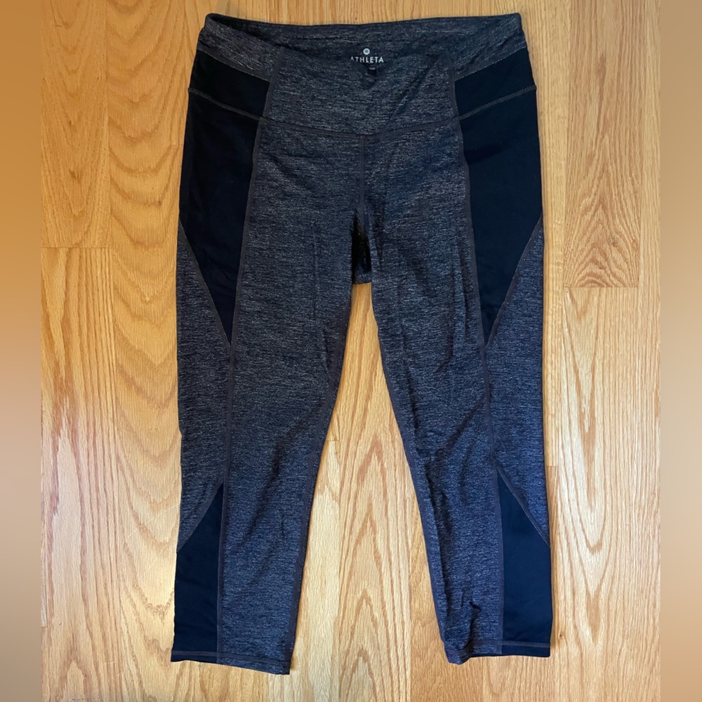 3/4 length Athleta Yoga Leggings